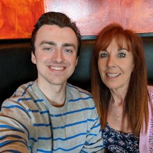 Meet your Posher, Alex